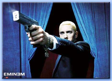 eminem spara con pistola