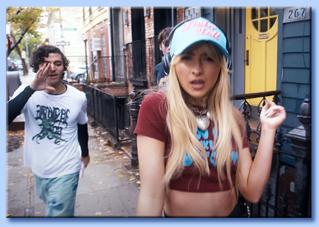 sabrina carpenter - feather