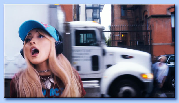 sabrina carpenter - feather