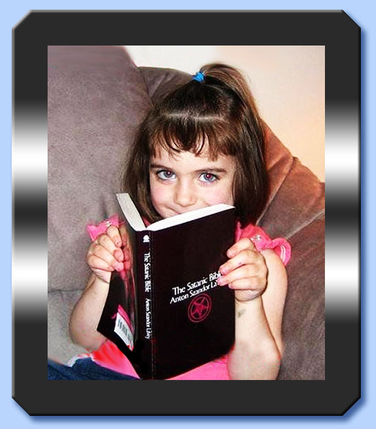 bambina legge the satanic bible
