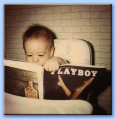 bimbo legge playboy