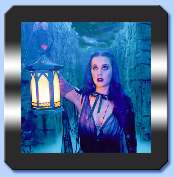 wide awake di katy perry: un video sul controllo mentale
